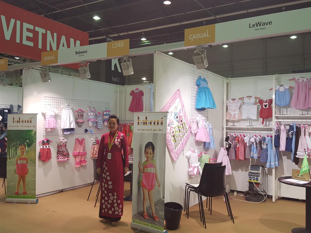 Welcome to Babeeni's booth at Texworld Paris Apparel Sourcing - Paris 2015