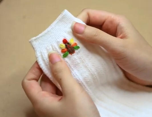 Satin Stitch - Tips to embroider turkey patterns on socks