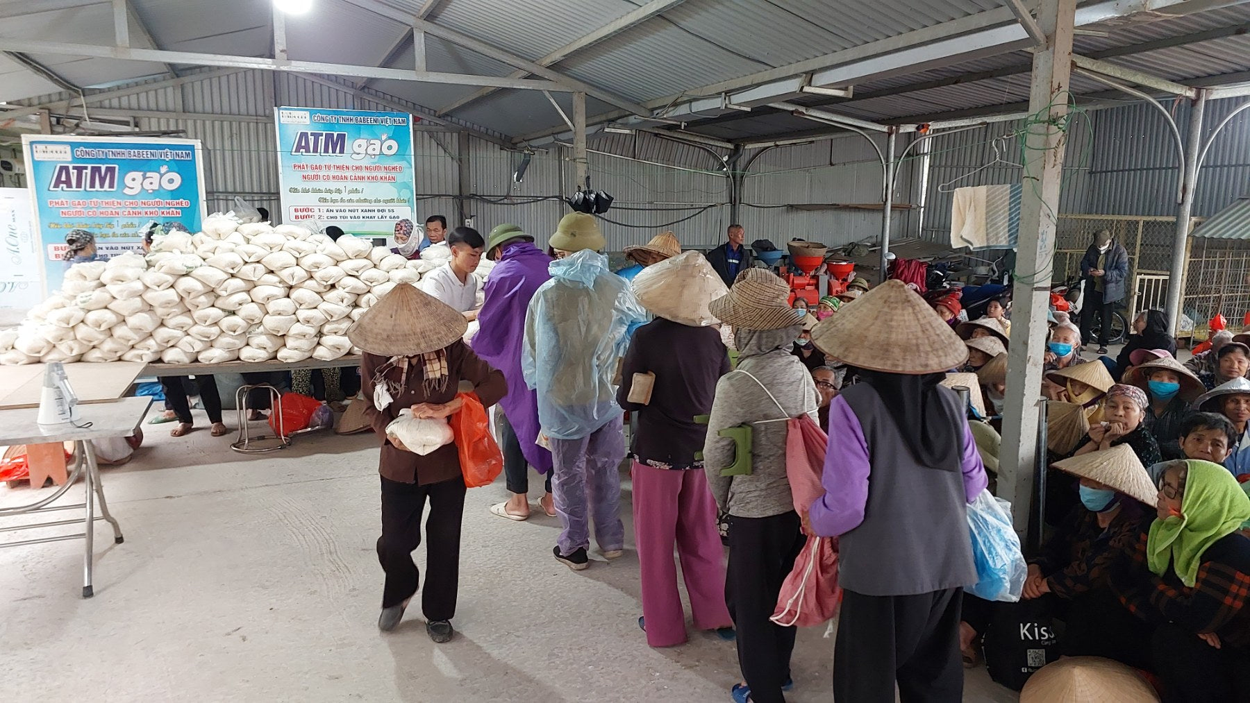 25 MARCH 2023 RICE DISTRIBUTING AT BABEENI