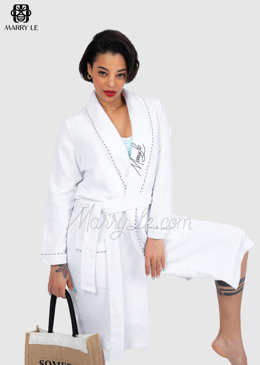 BATHROBE WITH PIPING HEMLINE - MD298