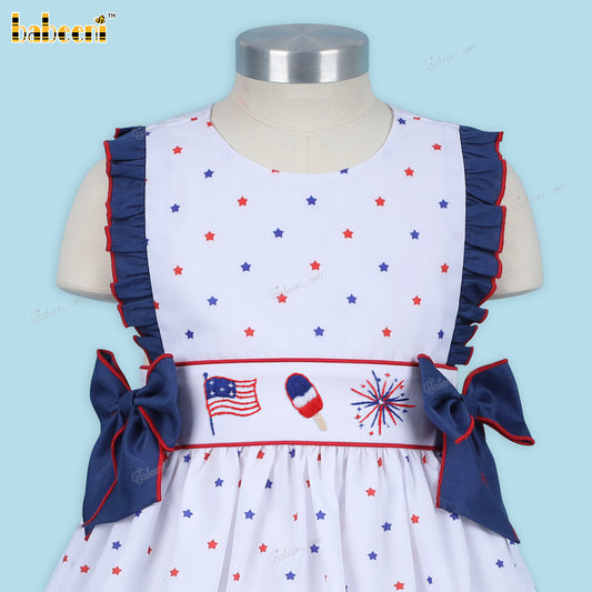 Girl Dress In White Hand Smocked US Flags - DR3922