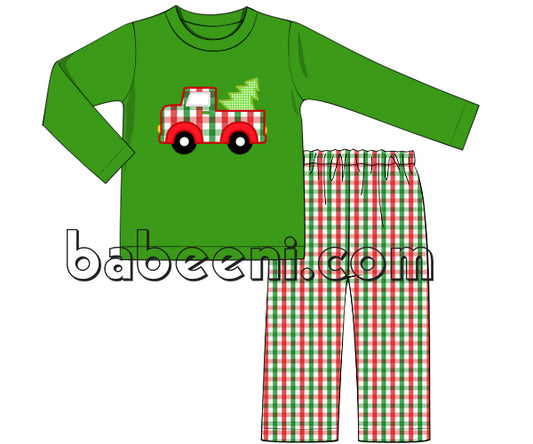 Cute Christmas tree car applique boy outfit - BC 743