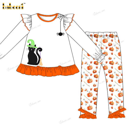 Girl Outfit With Black Cat Embroidered - DR3971