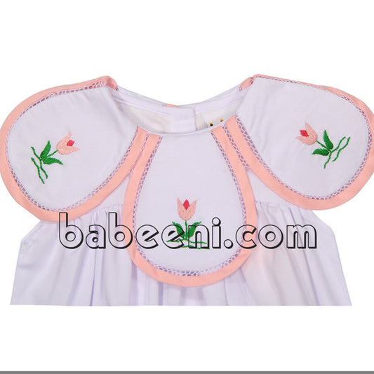 Exquisite embroidered white tulip bubble - DR 2432