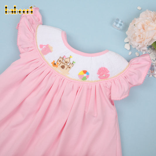 Cute Sandy Castle Smocked Short Set For Girl - DR3539