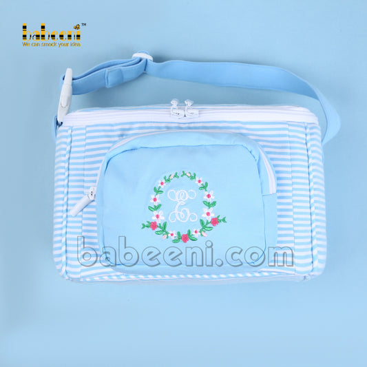 Wreath machine embroidery lunch box - LB 35